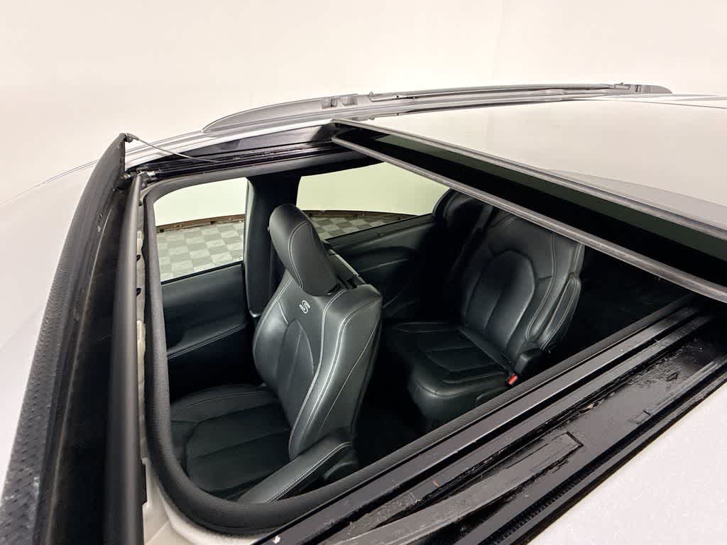 2020 Chrysler Pacifica Touring L Plus