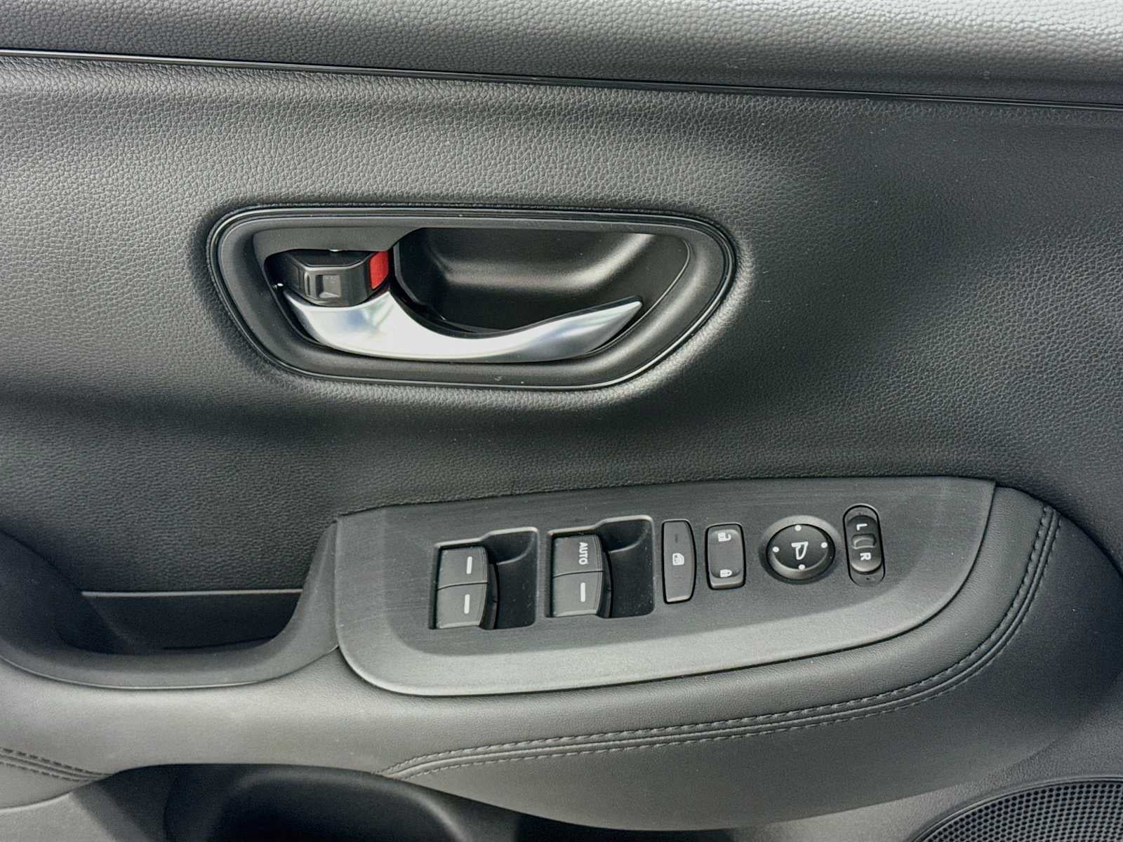 2027 Honda HR-V LX