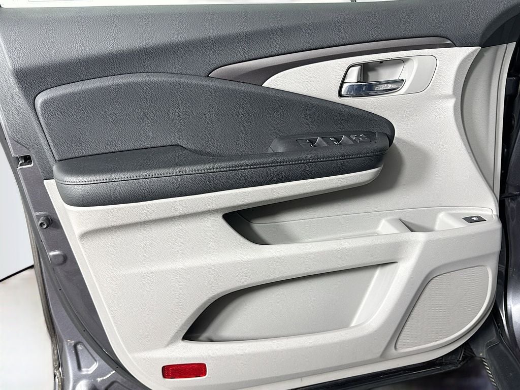 2017 Honda Pilot EX