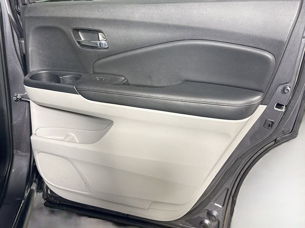 2017 Honda Pilot EX