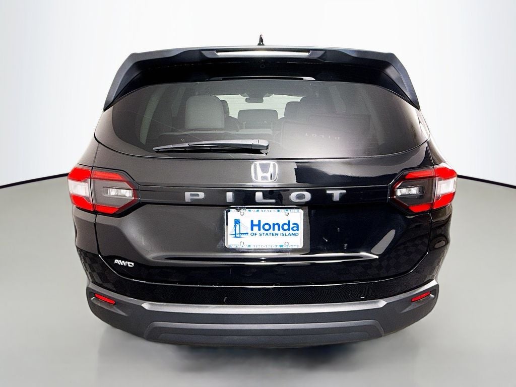 2023 Honda Pilot LX