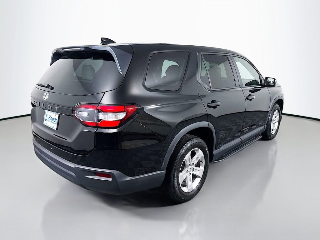 2023 Honda Pilot LX