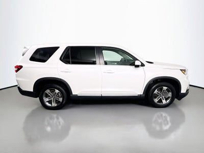 2023 Honda Pilot EX-L 8 Passenger