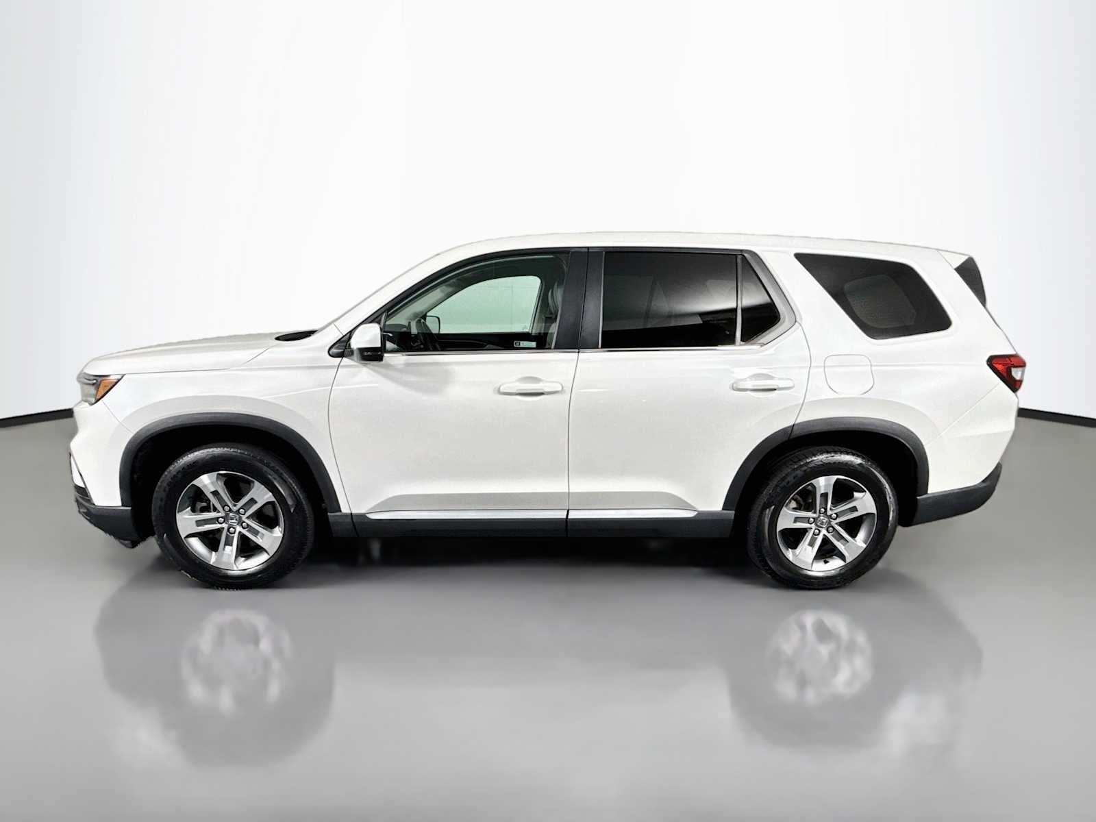 2024 Honda Pilot EX-L 8 Passenger