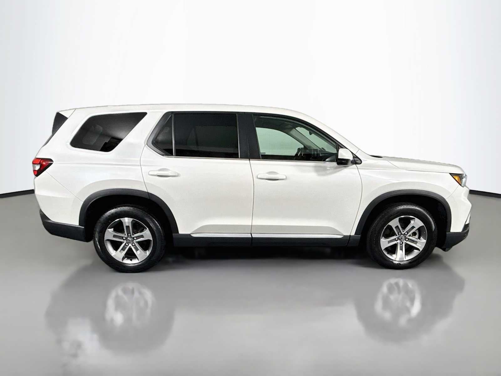 2024 Honda Pilot EX-L 8 Passenger