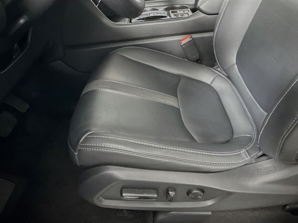 2023 Honda Pilot EX-L 8 Passenger