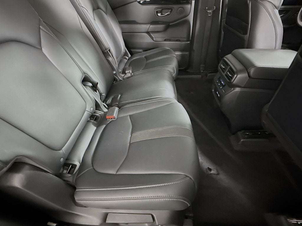 2023 Honda Pilot EX-L 8 Passenger
