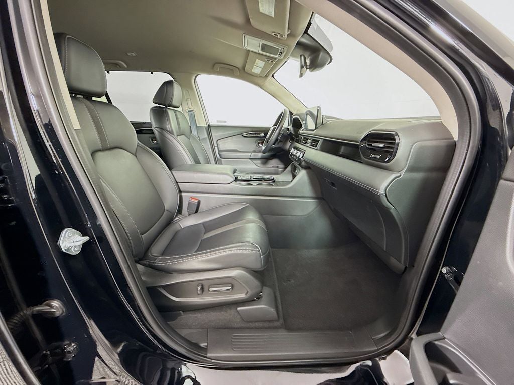 2023 Honda Pilot EX-L 8 Passenger
