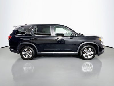 2023 Honda Pilot EX-L 8 Passenger