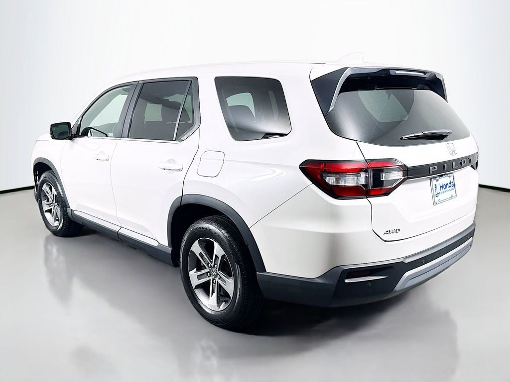 2023 Honda Pilot EX-L 8 Passenger