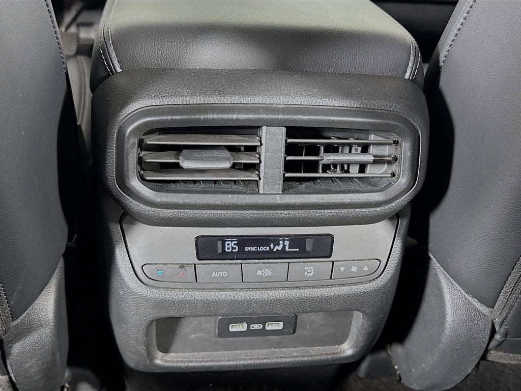 2023 Honda Pilot EX-L 8 Passenger