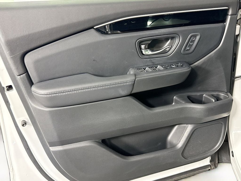 2023 Honda Pilot EX-L 8 Passenger