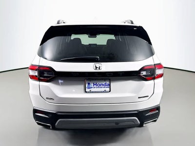 2025 Honda Pilot Touring