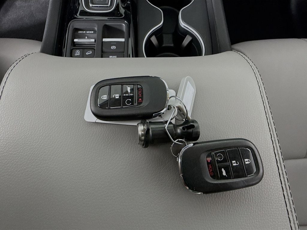 2023 Honda Pilot Touring