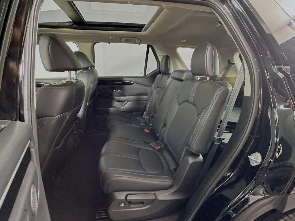 2023 Honda Pilot Touring