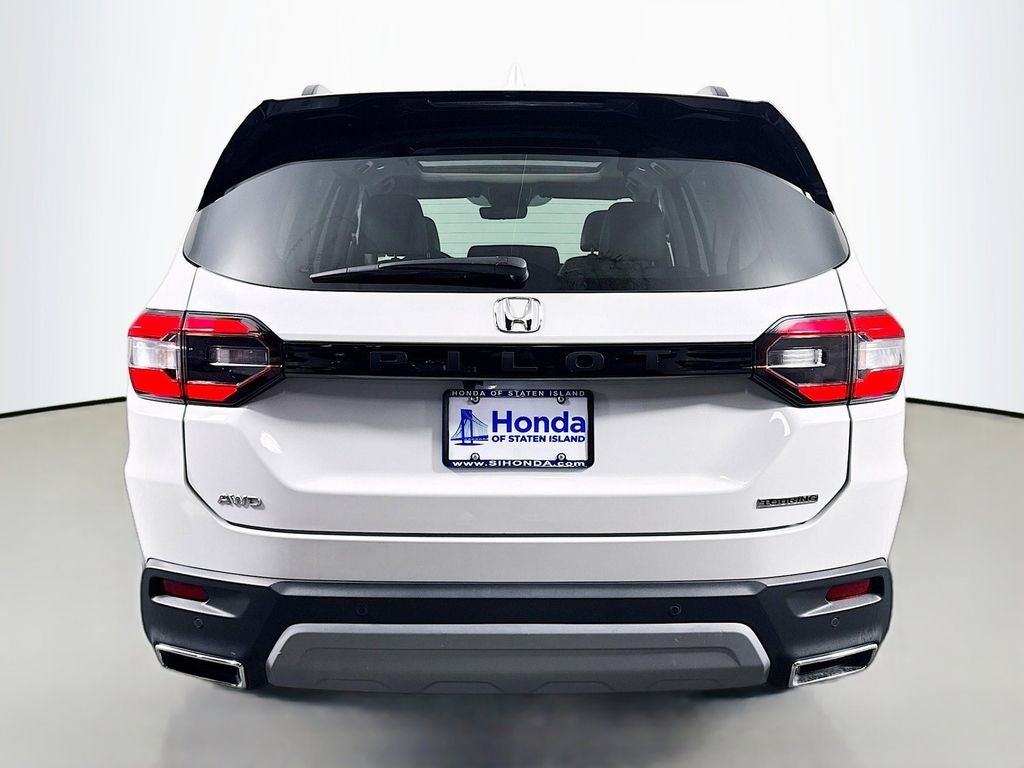 2023 Honda Pilot Touring
