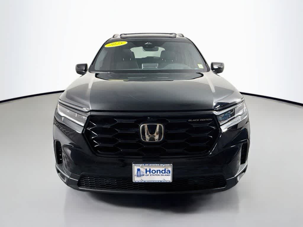 2025 Honda Pilot Black Edition