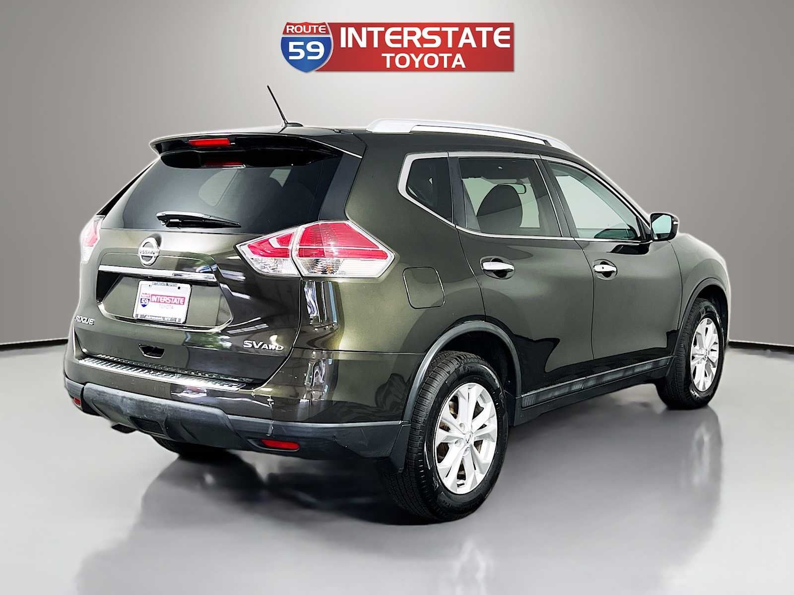 2016 Nissan Rogue SV