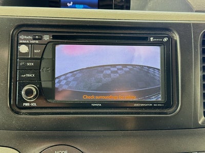 2014 Toyota Sienna SE 8 Passenger