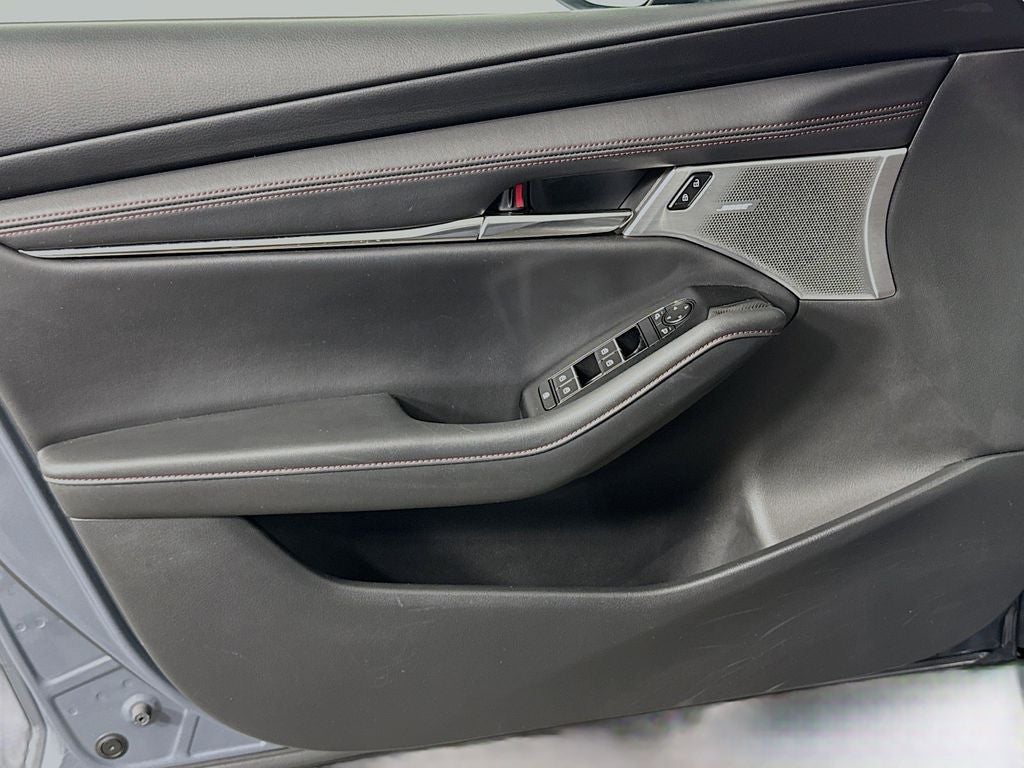 2023 Mazda Mazda3 2.5 S Carbon Edition