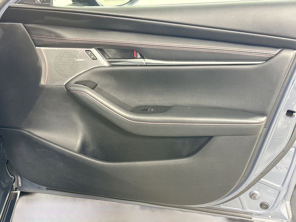 2023 Mazda Mazda3 2.5 S Carbon Edition