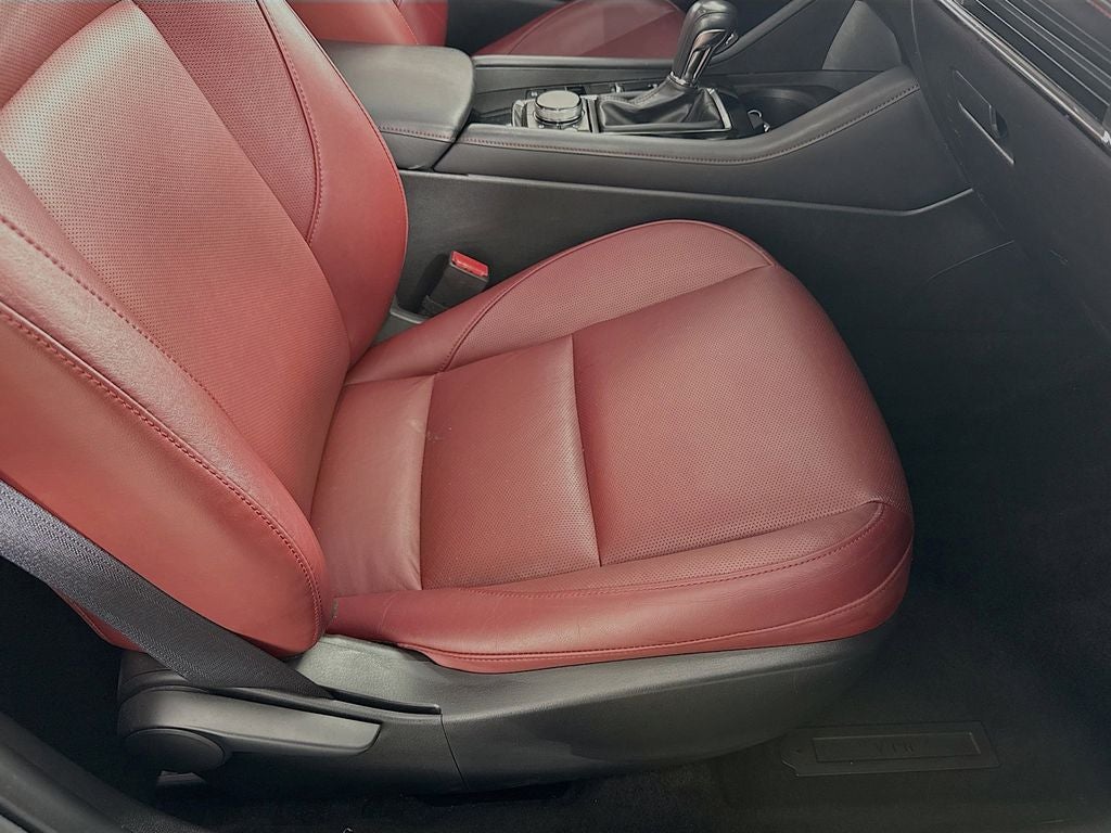 2023 Mazda Mazda3 2.5 S Carbon Edition