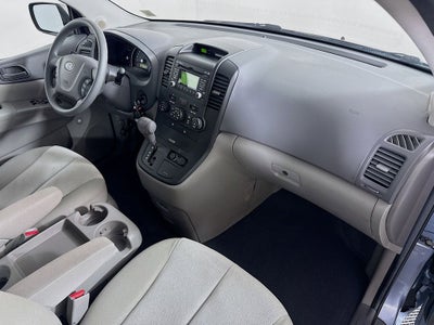 2011 Kia Sedona LX