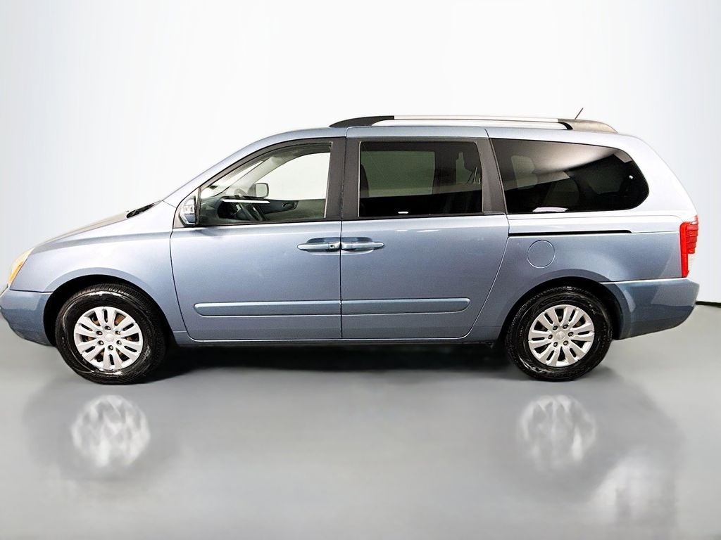 2011 Kia Sedona LX