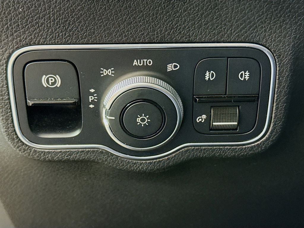 2022 Mercedes-Benz GLB GLB 250